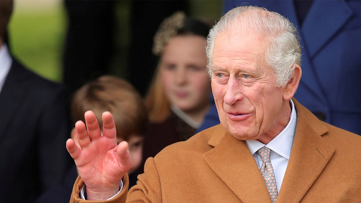 Kral Charles taburcu edildi