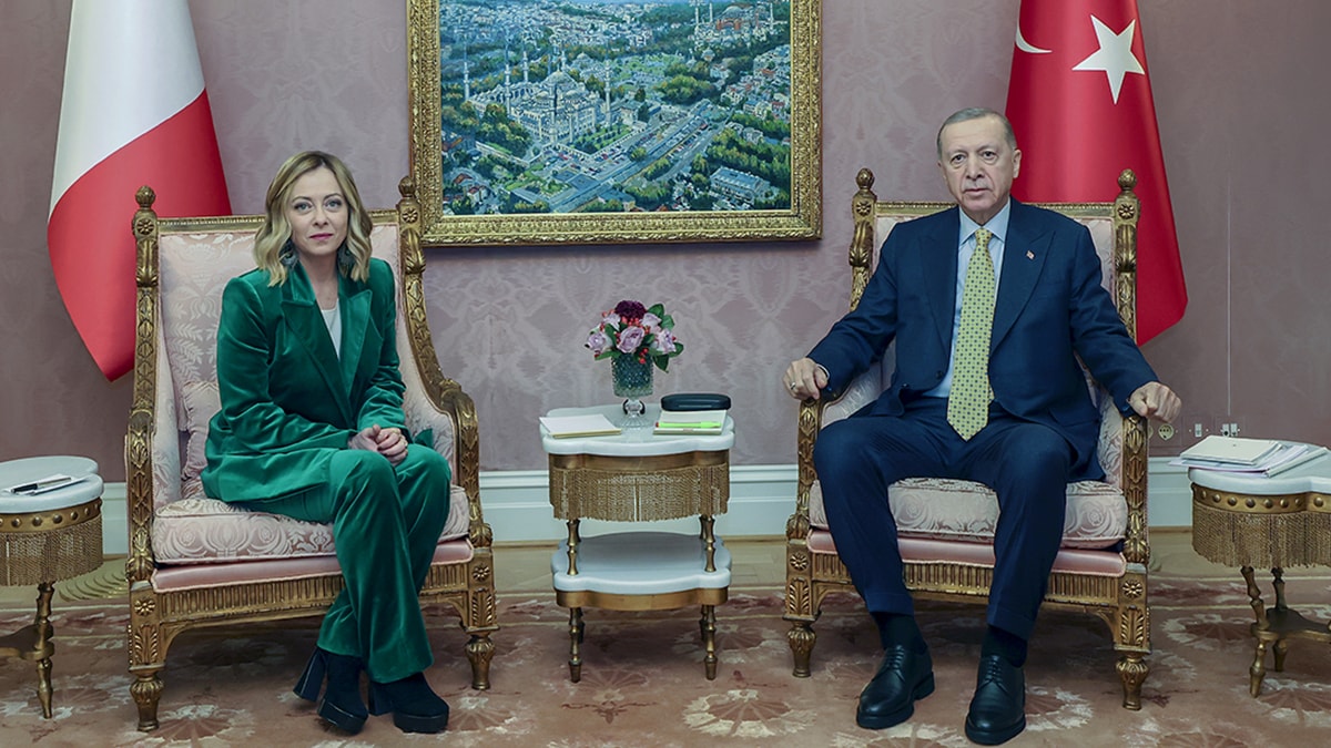 Erdoğan’dan Meloni’ye Filistin çağrısı