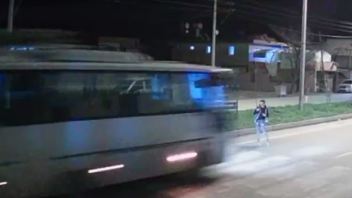 Midibüsün çarptığı çocuk hayatını kaybetti