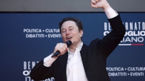 Elon Musk açıkladı... Robotaksi için tarih belli oldu