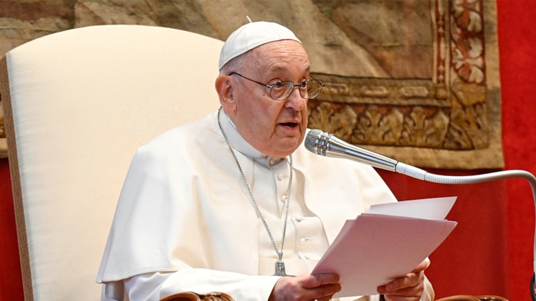 Vatikan: Orta Doğu'yu büyük bir endişeyle takip ediyoruz