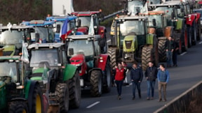 Fransız çiftçilerin 'Paris kuşatması' sürüyor