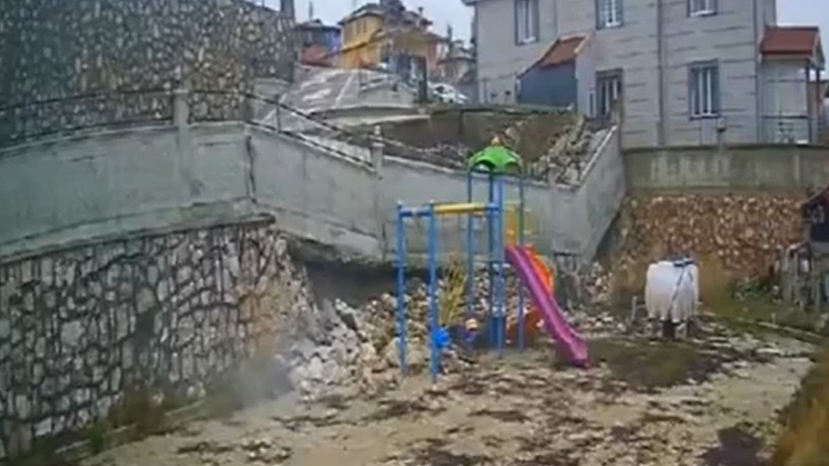 Tokat'ta çocuk parkında faciadan dönüldü