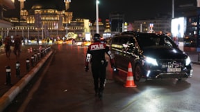 Polis İstanbul'da teyakkuza geçti