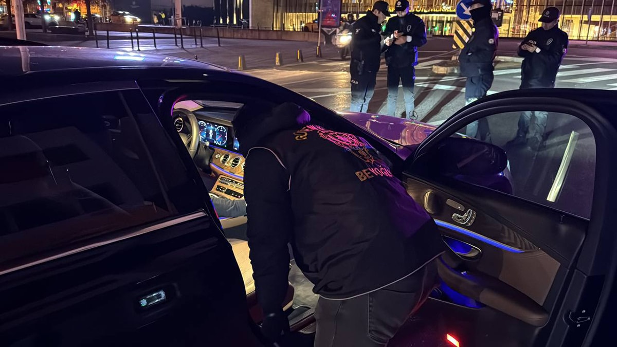 İstanbul'da polis alarma geçti