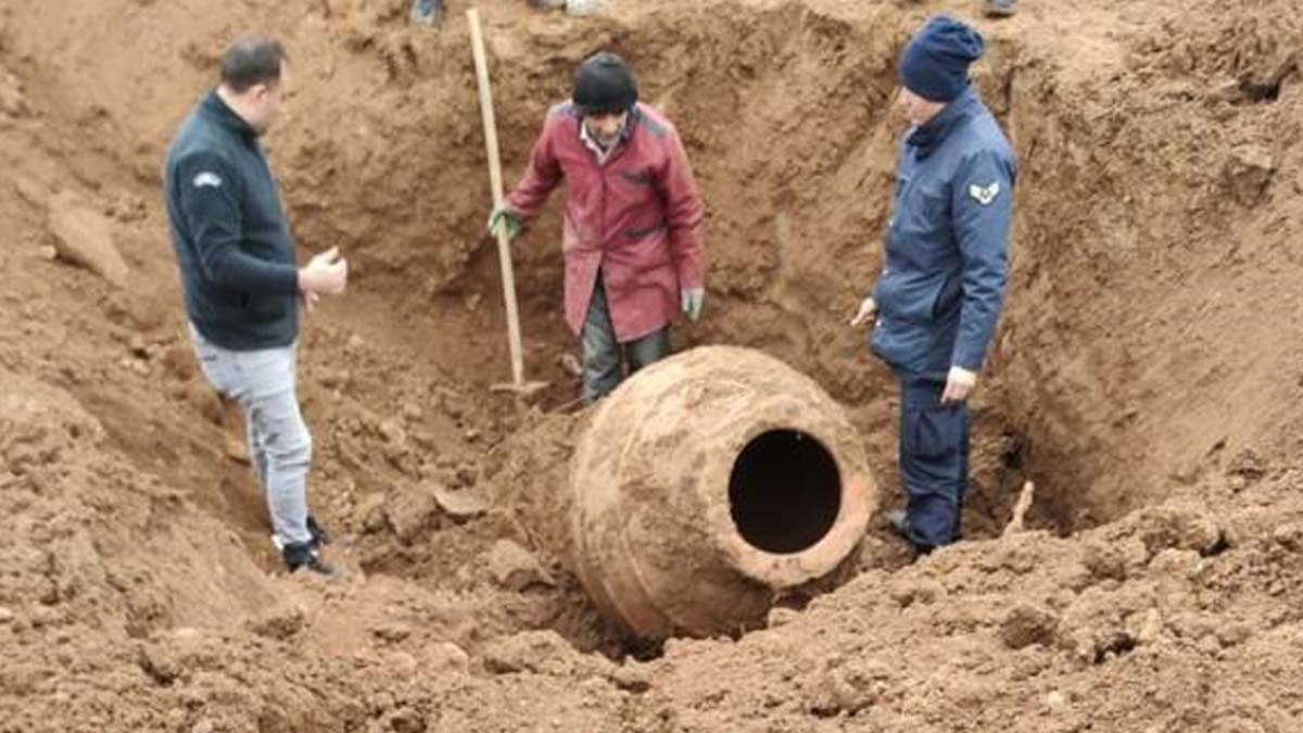 Tarihi olduğu düşünülen küp bulundu