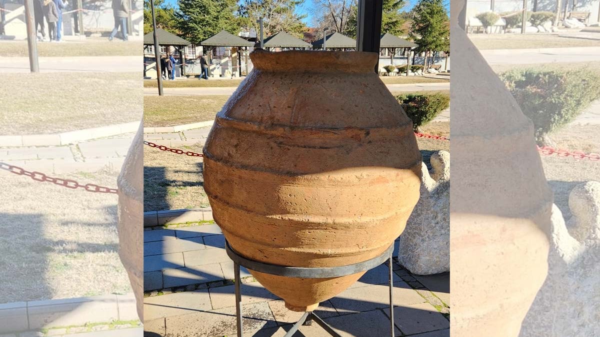 1800 yıllık küp Çorum Müzesi'nde ziyarete açıldı