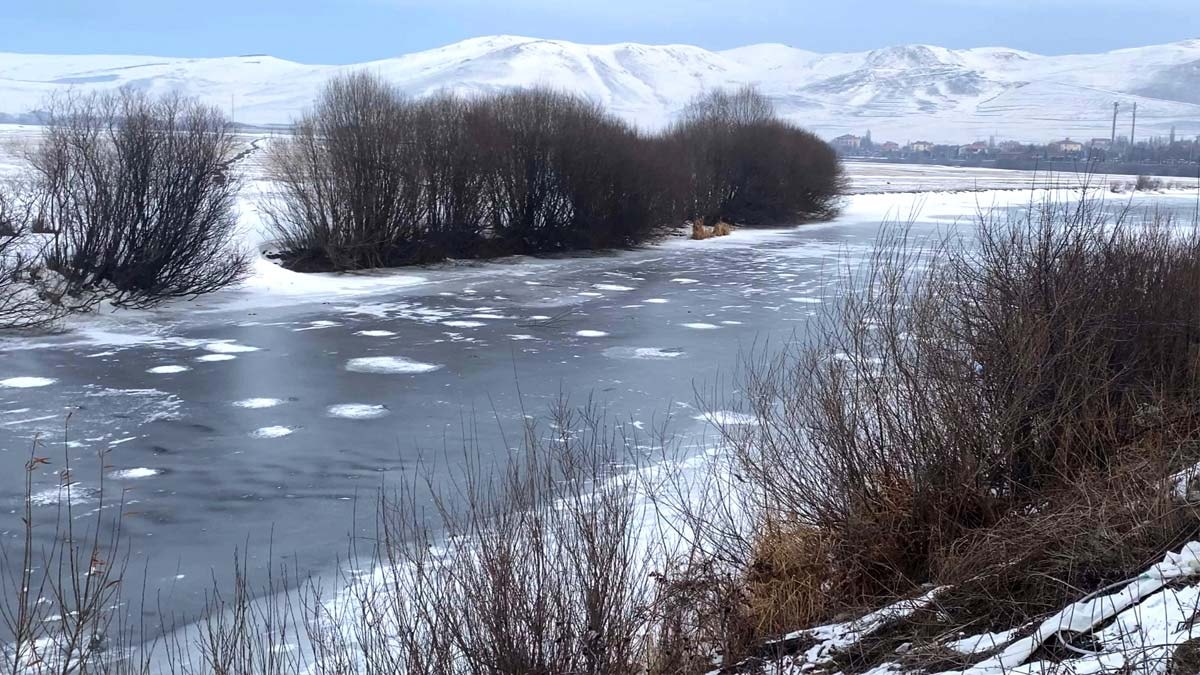 Doğu Anadolu'da buzul manzaraları