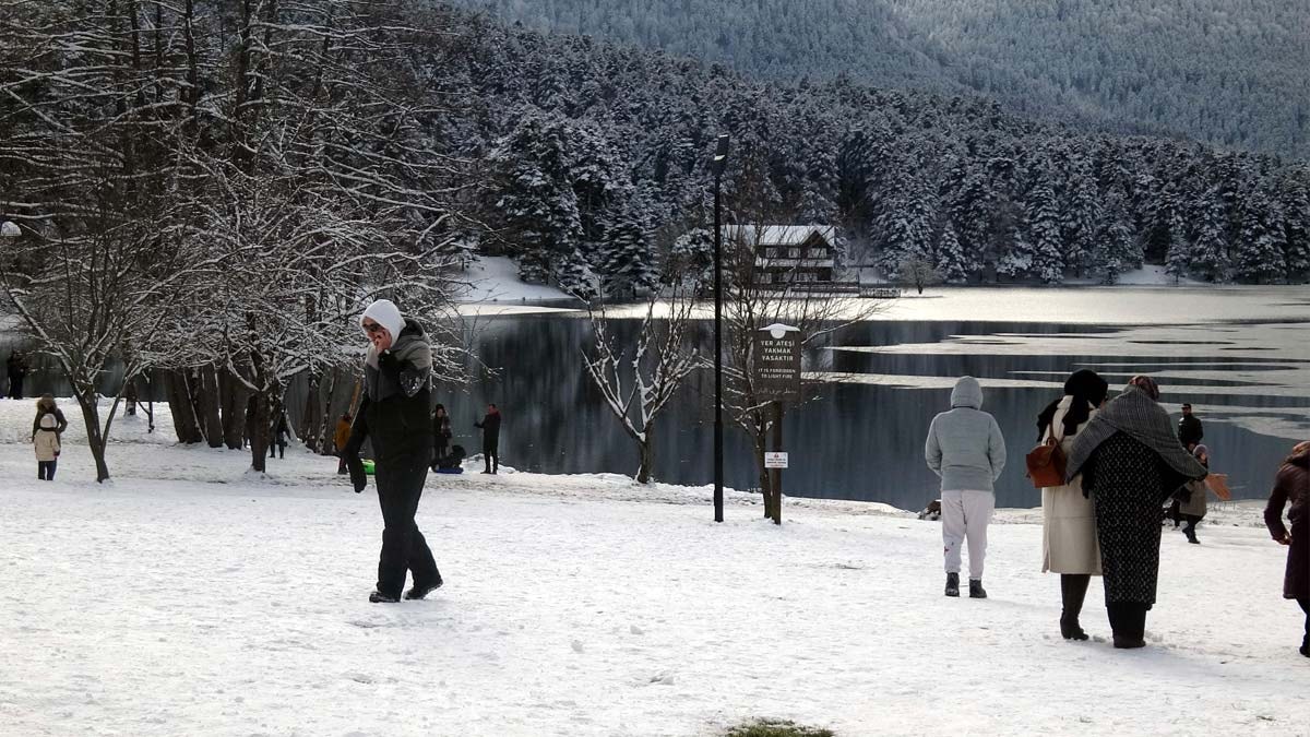 Gölcük Tabiat Parkı'nda 'sömestir' yoğunluğu