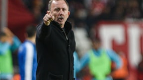 Sergen Yalçın yönetimindeki Antalyaspor ilk maçında Alanyaspor ile yenişemedi