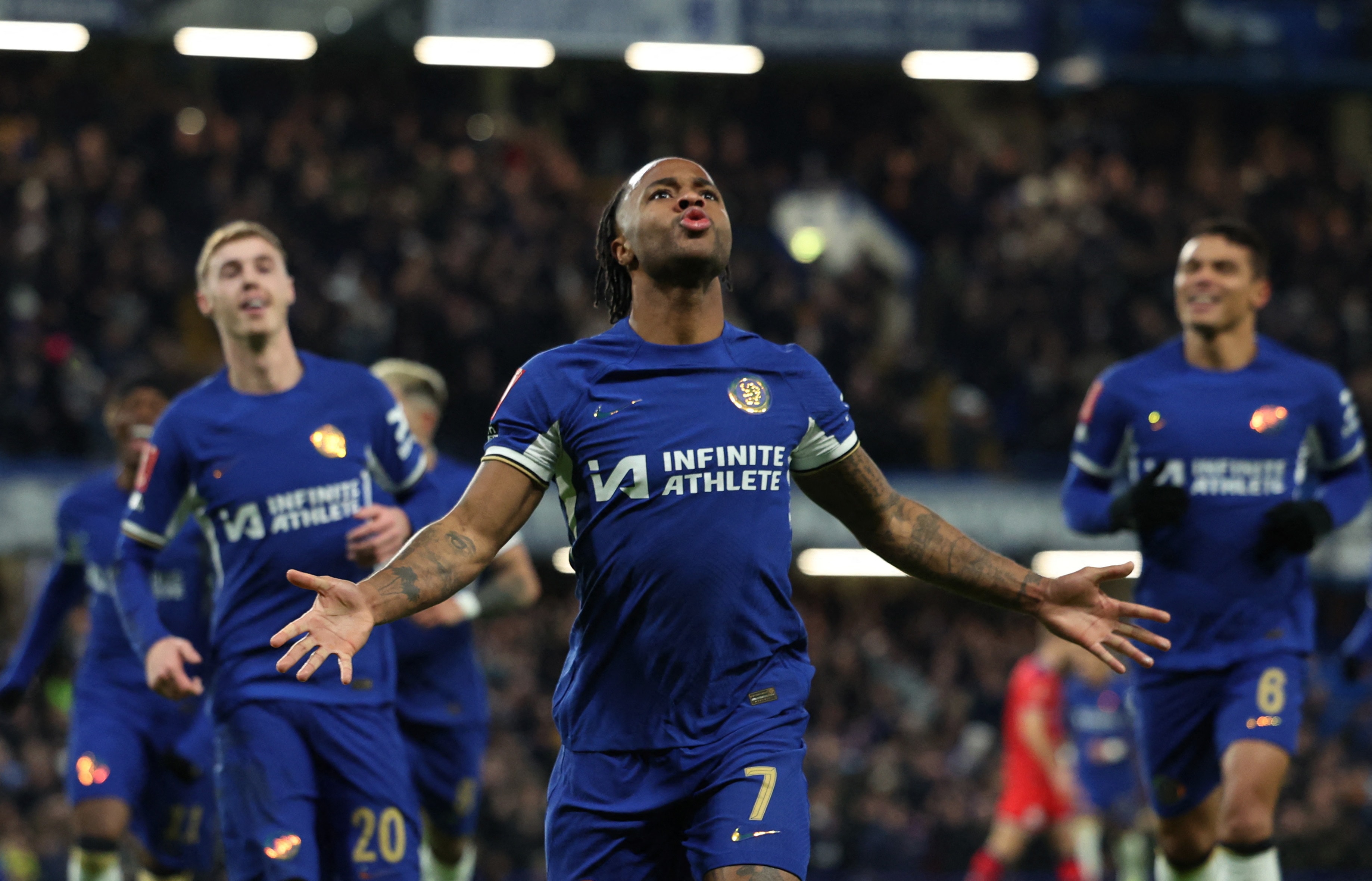 Chelsea, FA Cup'ta 4 golle turladı
