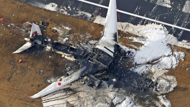Japonya'daki uçak kazasının ayrıntıları ortaya çıkıyor... Mucize kurtuluş