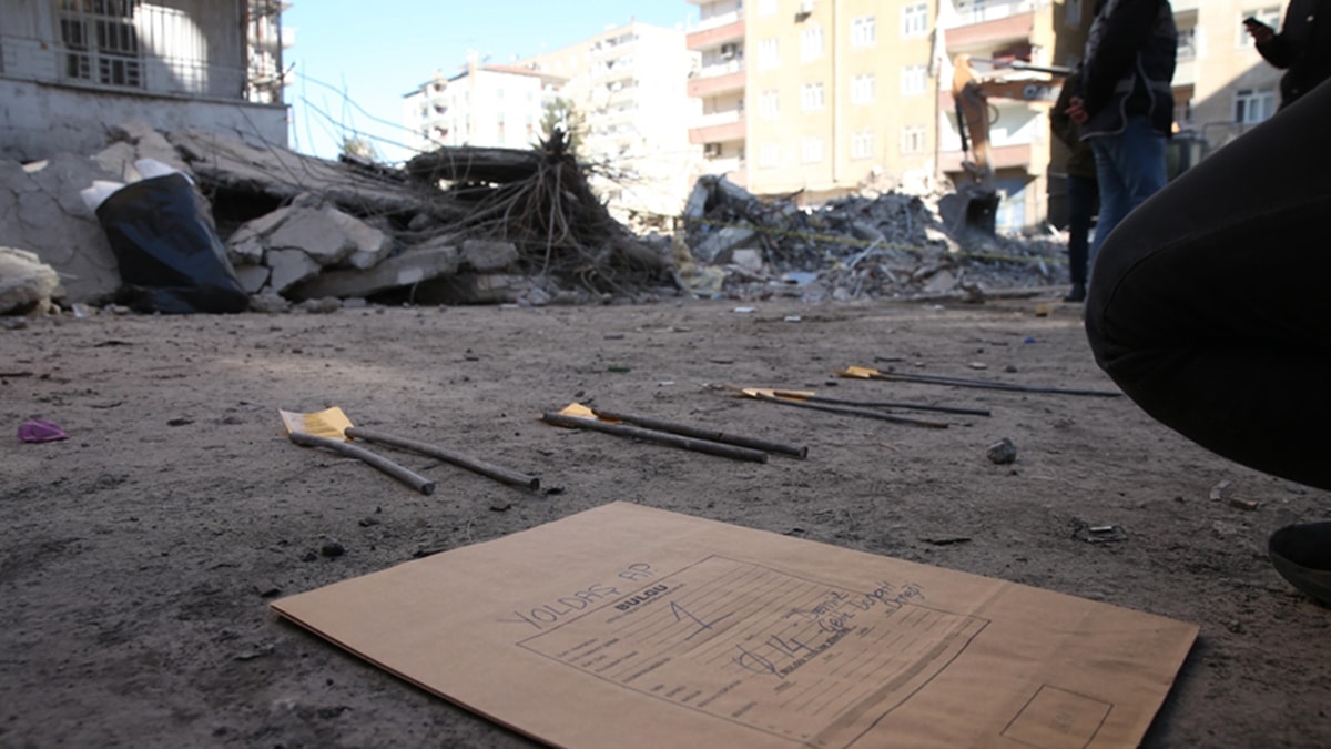 60 kişinin öldüğü Yoldaş Apartmanı müteahhidine 22.5 yıla kadar hapis istemi