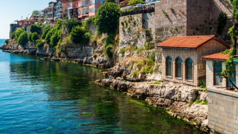 Burası İtalya'da değil Türkiye'de! Turistler o ilçemize akın ediyor…