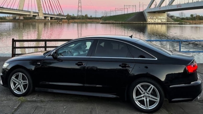 Depremde çadır satan Kızılay galeriye döndü