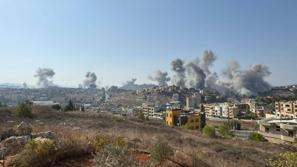 İsrail, Lübnan'a bomba yağdırdı: Belediye Başkanı öldü