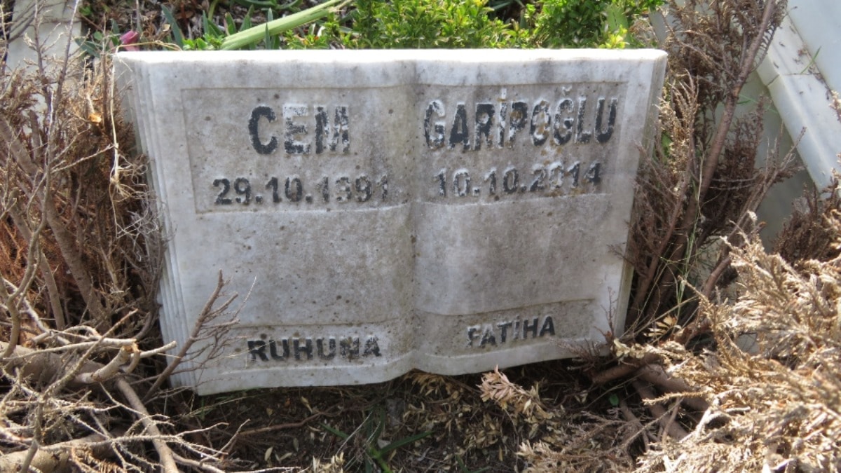Son dakika... Cem Garipoğlu'nun mezarı açıldı