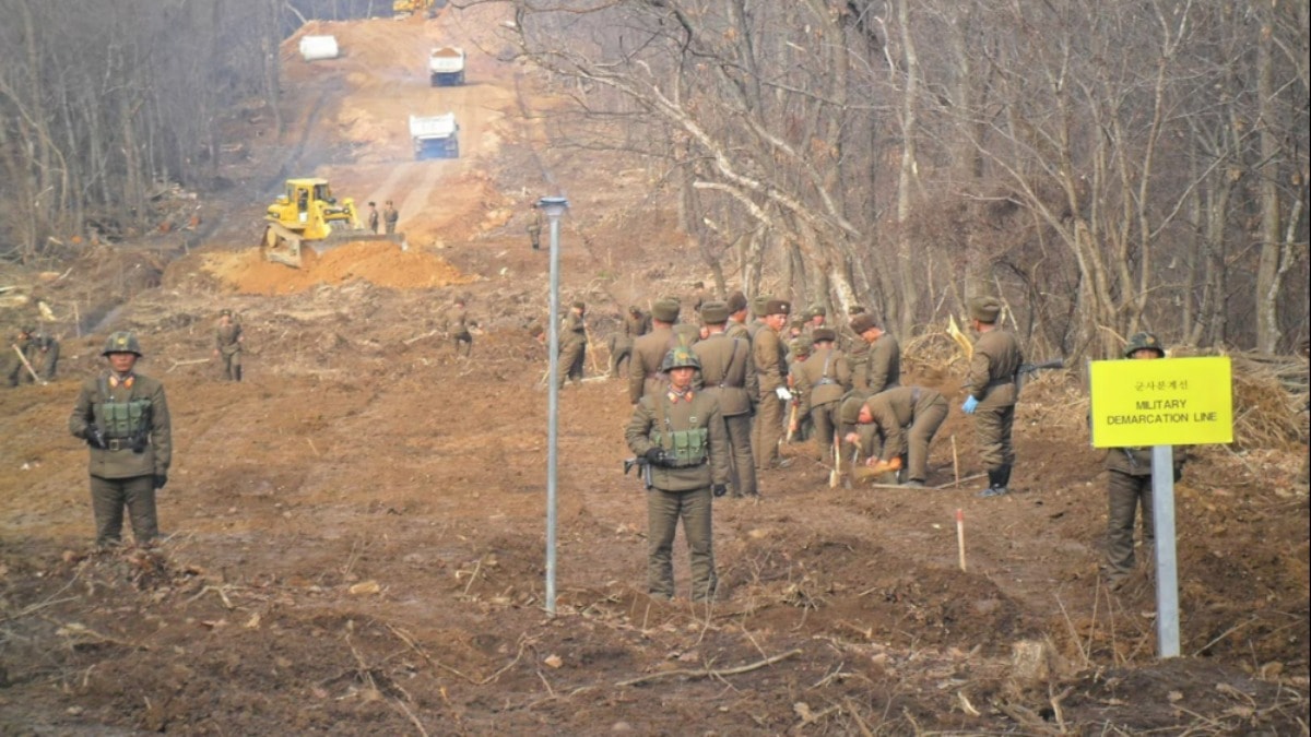 Kuzey Kore, yolları patlamaya hazırlanıyor