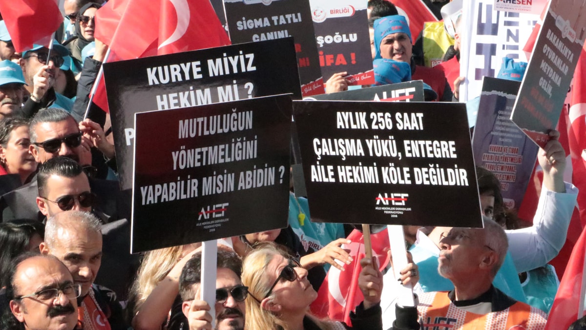 Aile hekimlerinden ‘Büyük Ankara Mitingi’