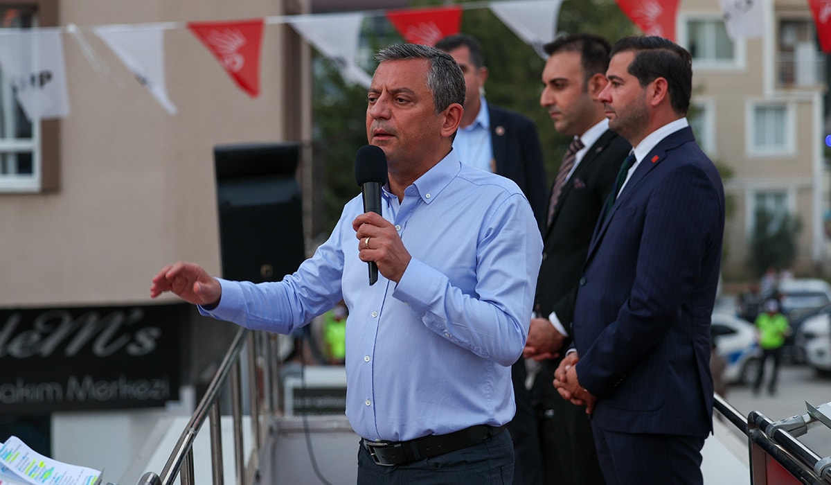 Özgür Özel seçimde kaybettikleri kentten özür diledi