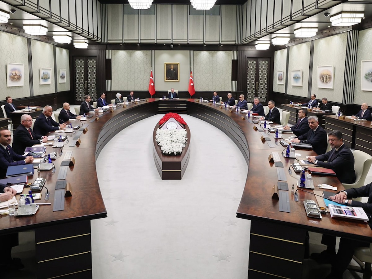 Erdoğan yeşil ışık yaktı, kabine toto başladı: İşte gitmesi beklenen bakanlar - Sözcü