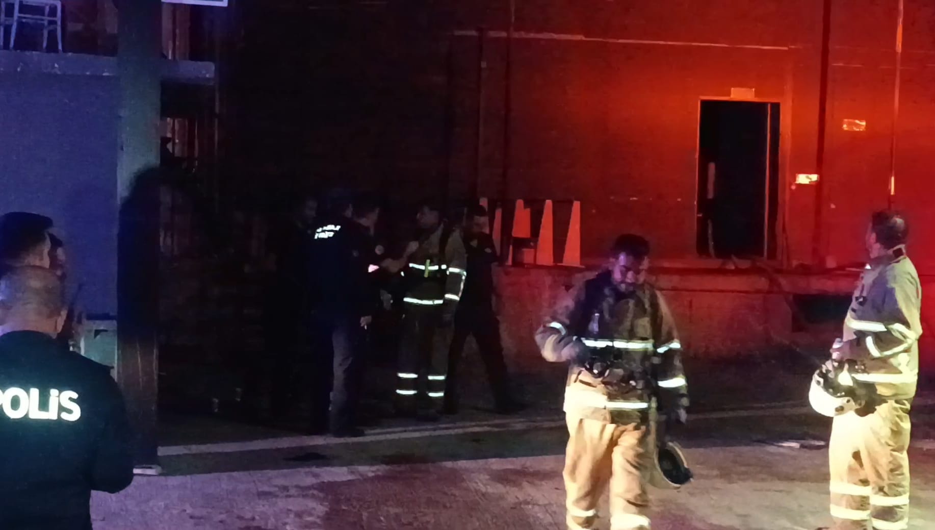 Tekstil atölyesinde yangın paniği