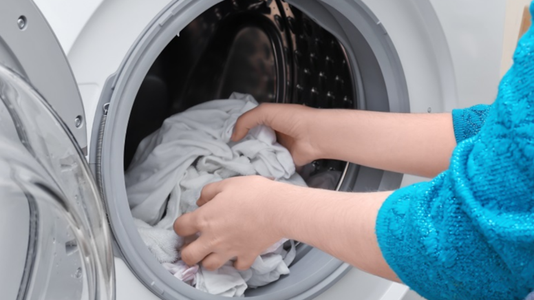 Servis ustaları uyardı: Bu 5 çamaşırı asla makineye atmayın