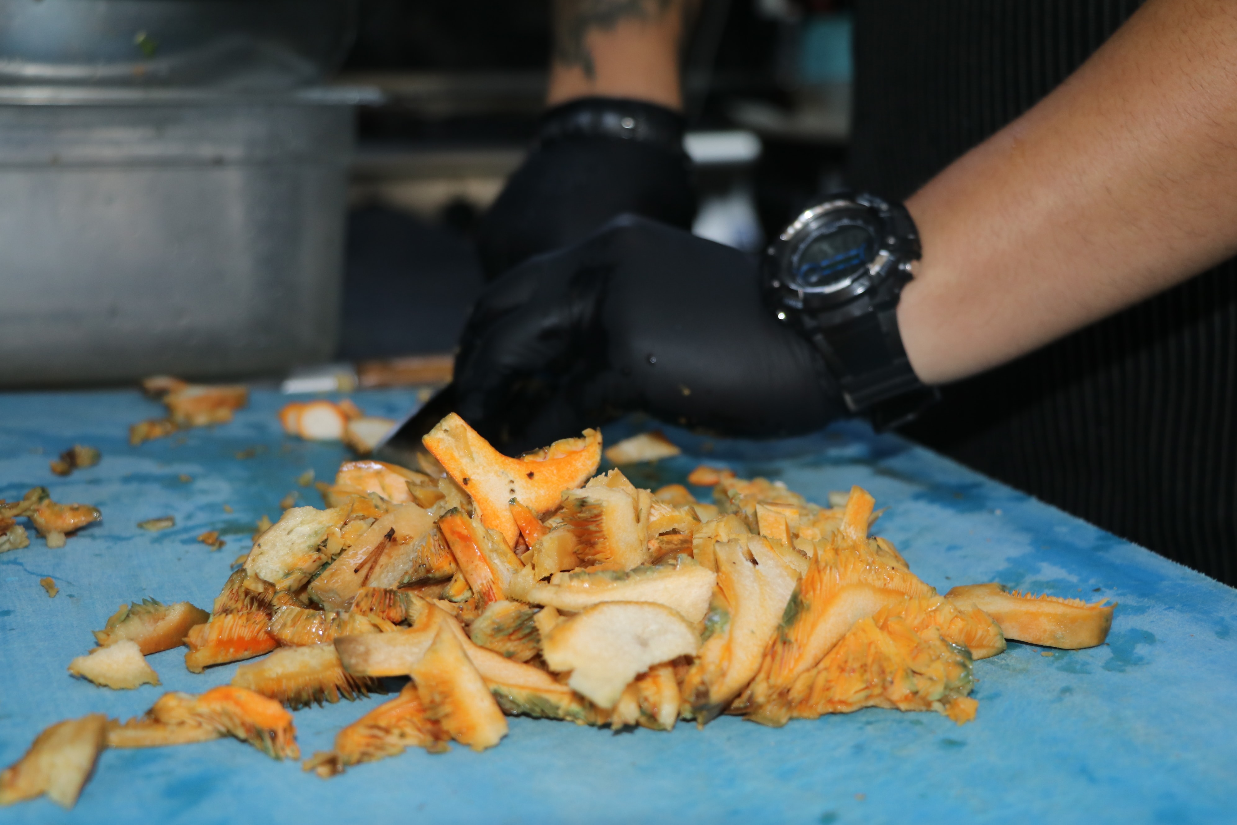 Uzmanlar uyardı: İçi parazit kaynıyor, pişirmeden önce önlem alın