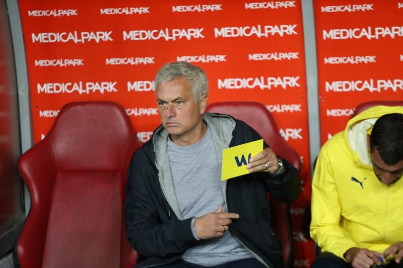 Mourinho'dan sitem: Şimdiden 7 puan kaybettik