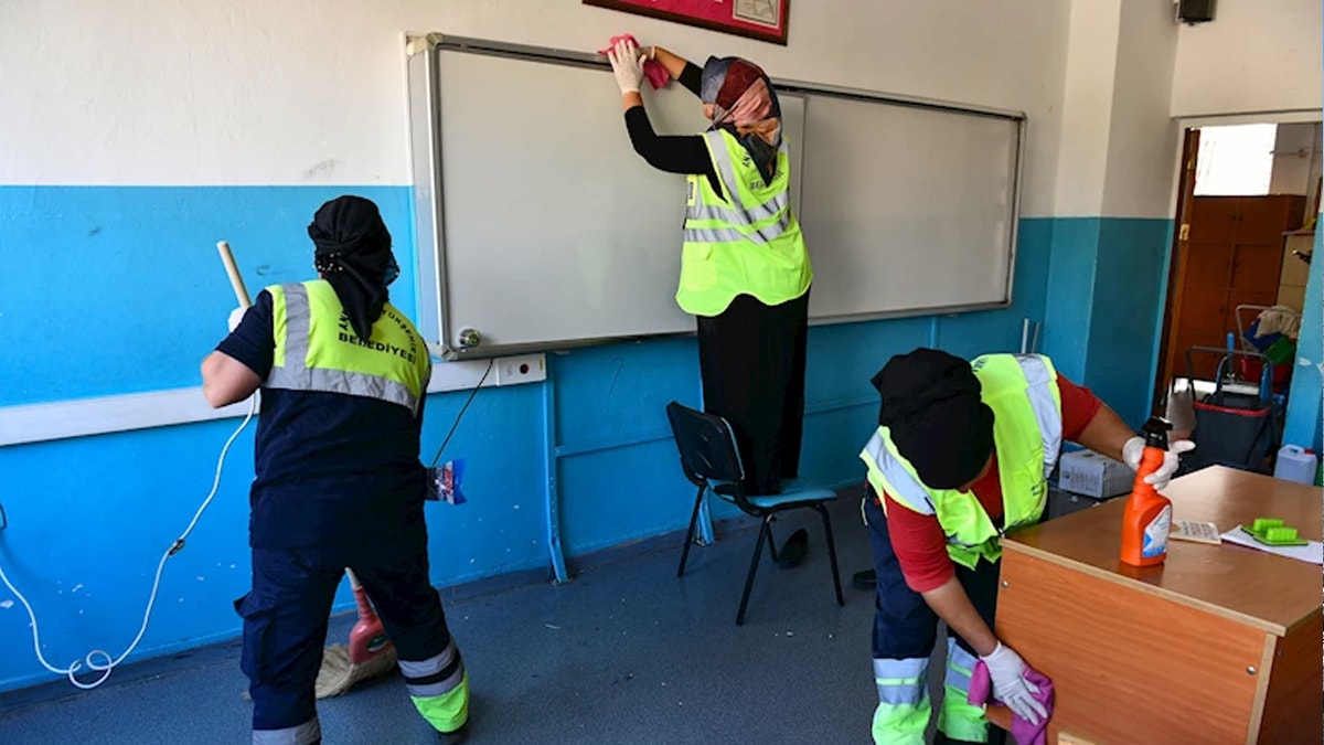 Mansur Yavaş: Hala hijyen desteği okullar var