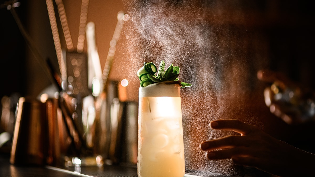 Otel barında eğlence kabusa dönüştü: İçki yerine deterjan içtiler!