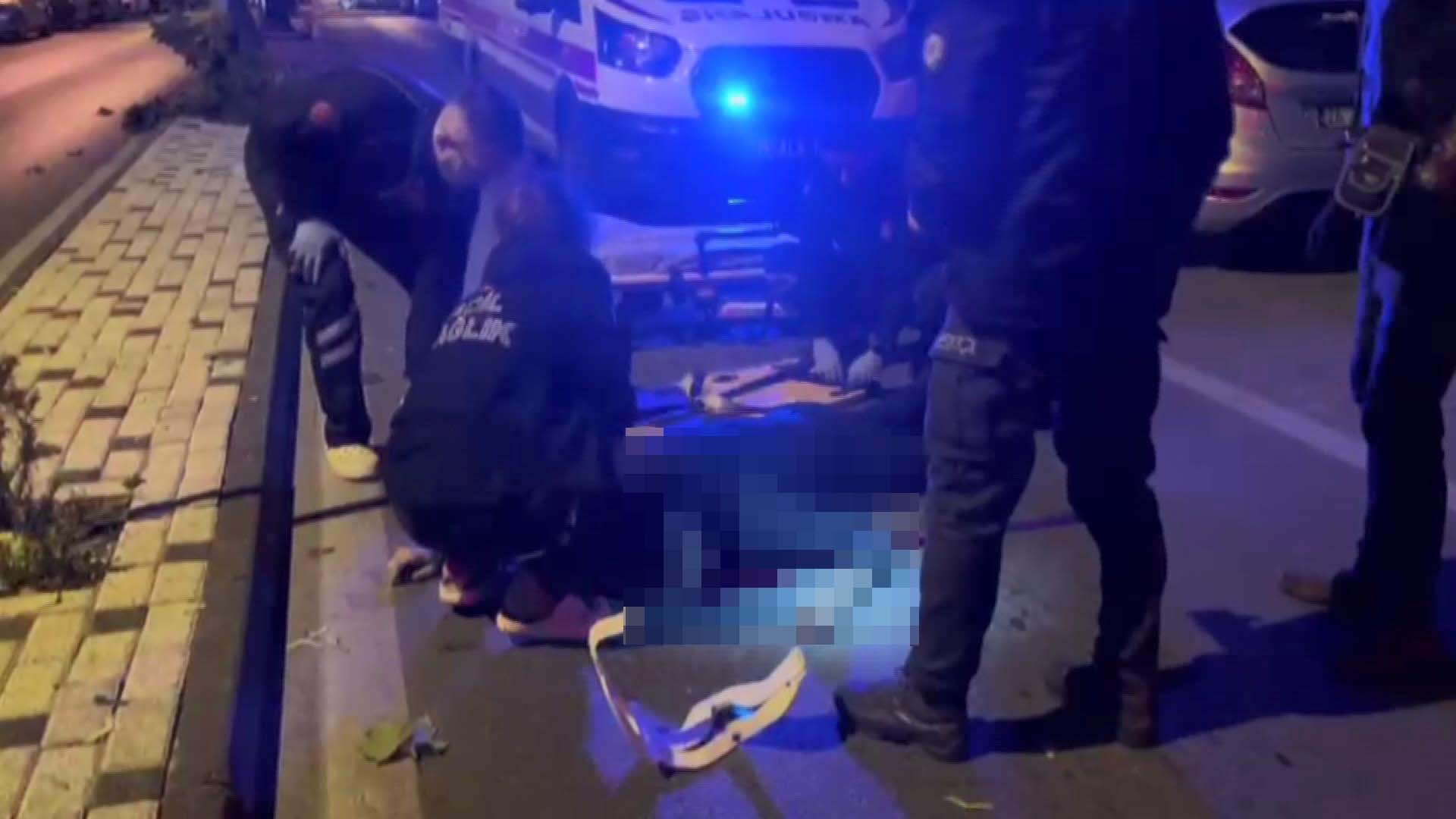 Motosiklet engelliye çarptı: Feci kaza can aldı