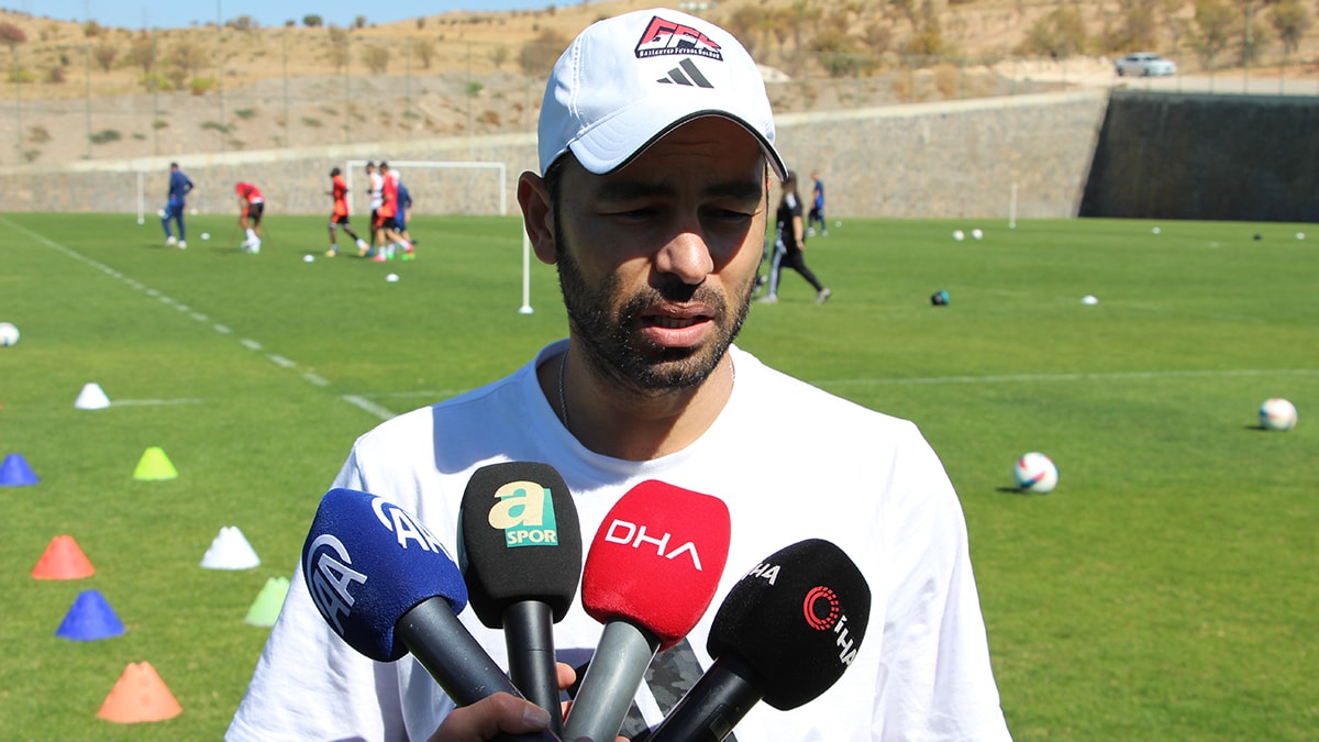 Selçuk İnan: 'Beşiktaş maçında en kötü 1 puan almamız lazım'