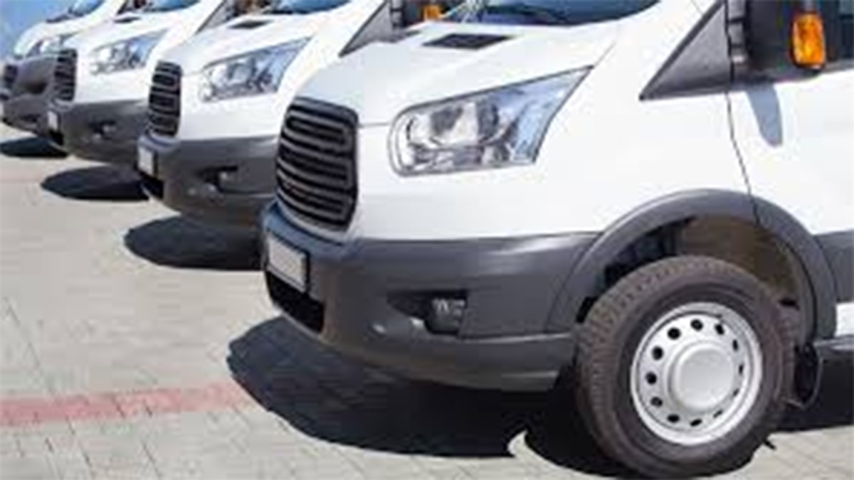 Üniversitede personel servisleri kaldırıldı