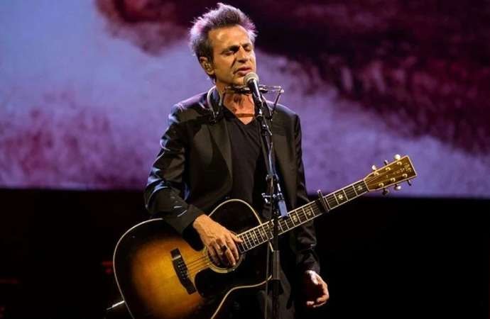 Hayranı Aysun A. özür diledi, Teoman şikayetini geri çekti