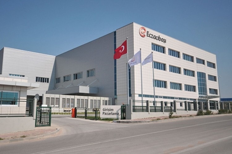 Eczacıbaşı CEO'su görevi bırakıyor