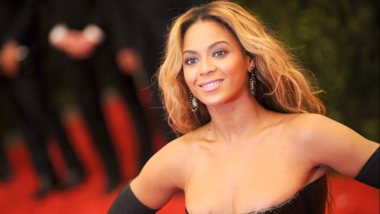 Ünlü şarkıcı üniversitede ders olarak işlenecek