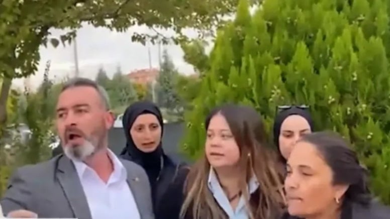 Son dakika... Selma Ateş'e saldırının azmettiricisi ev hapsinde iki kişiyi öldürüp kaçtı