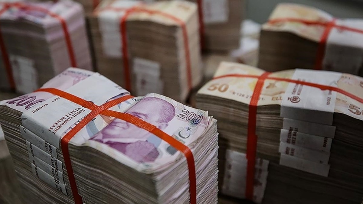 İngiliz bankacılık devinden TL tavsiyesi