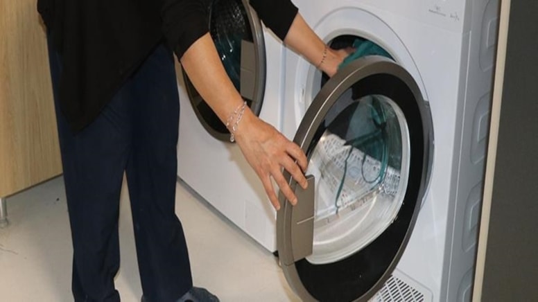 Çamaşır ve bulaşık makinesindeki kokuyu anında yok ediyor: Hem de deterjansız