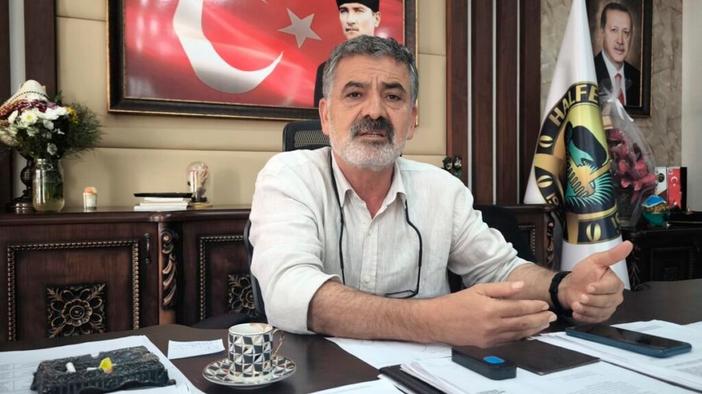 Kayyum atanan Halfeti'de Belediye Başkanı gözaltında