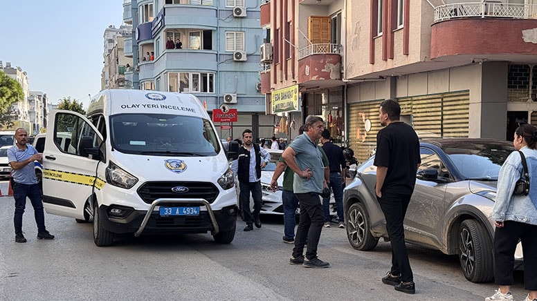 Mersin'de iki grup birbirine girdi: 3 yaralı