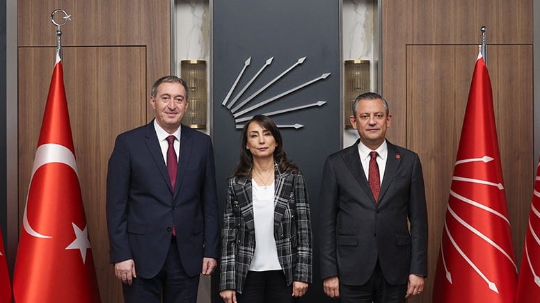 Son Dakika... DEM Parti'den CHP'ye destek ziyareti
