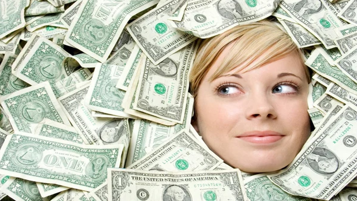 Araştırma sonuçlandı: Parayla mutluluk olur mu? 