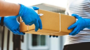 Posta şirketi 10 bin çalışanını işten çıkarmaya hazırlanıyor