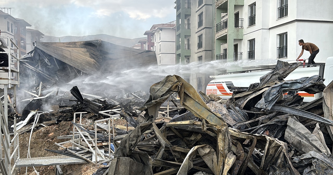 İşçilerin kaldığı konteynerde korkutan yangın