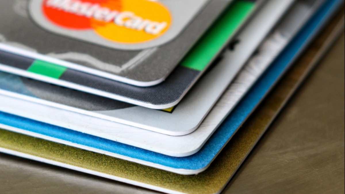 Kartlarla geçinebildik 306 milyar faiz ödedik