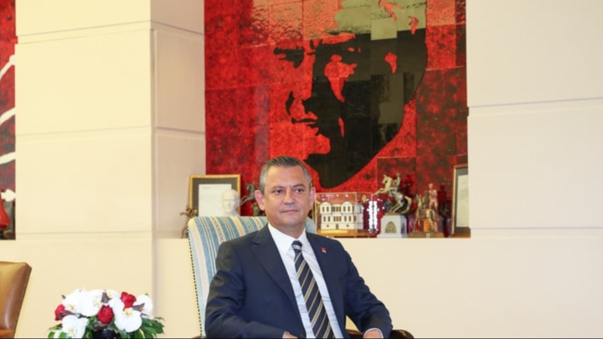 Özgür Özel’den yeni yıl mesajı