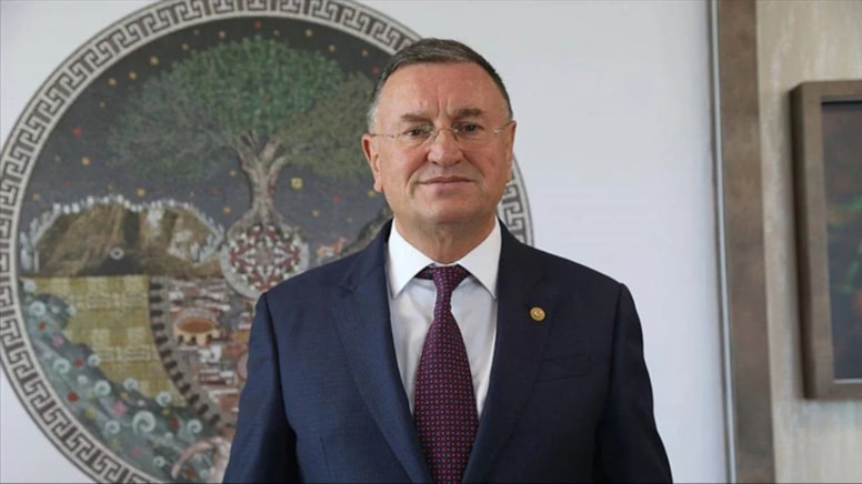 Son dakika... Lütfü Savaş CHP'den ihraç edildi