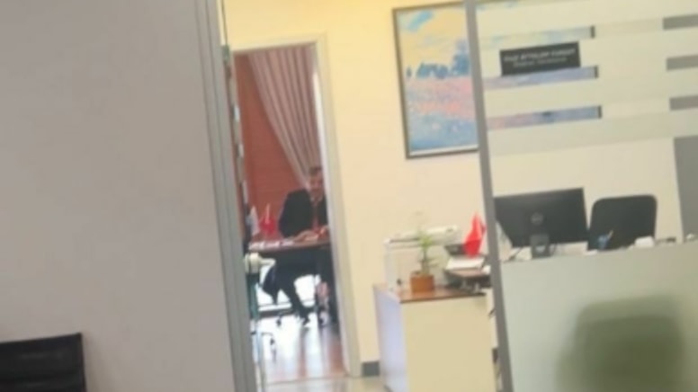 Necmi Kadıoğlu, kayyum atanan Esenyurt Belediyesi'nde görüntülendi